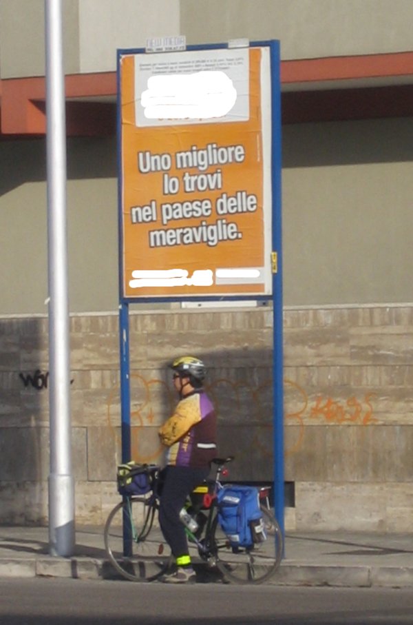 Descrizione immagine non disponibile