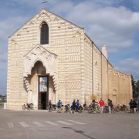 Descrizione immagine non disponibile