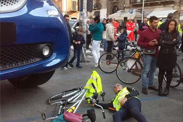 Descrizione immagine non disponibile