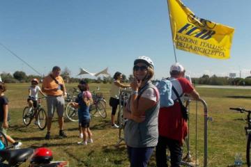 Descrizione immagine non disponibile