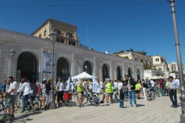 Descrizione immagine non disponibile